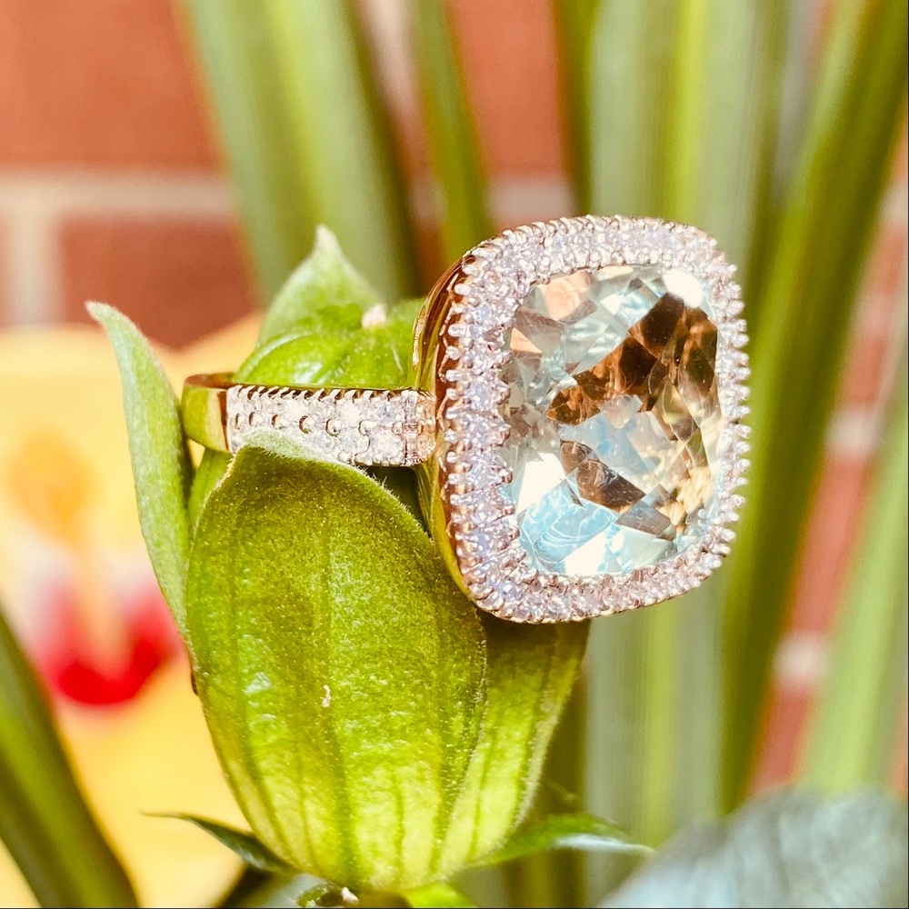 ⭐️HOST PICK⭐️14K YG GREEN QUARTZ DIAMOND RING